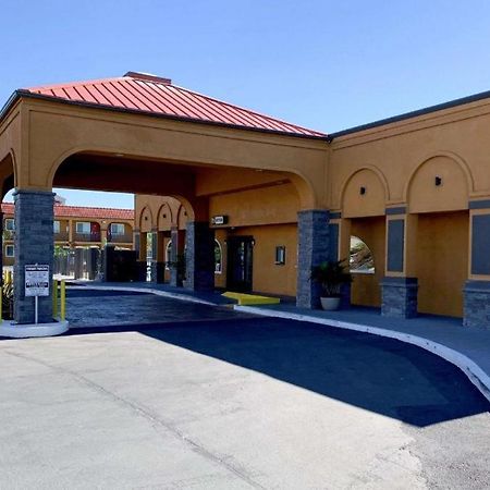 Quality Inn Redding Near I-5 Exteriör bild