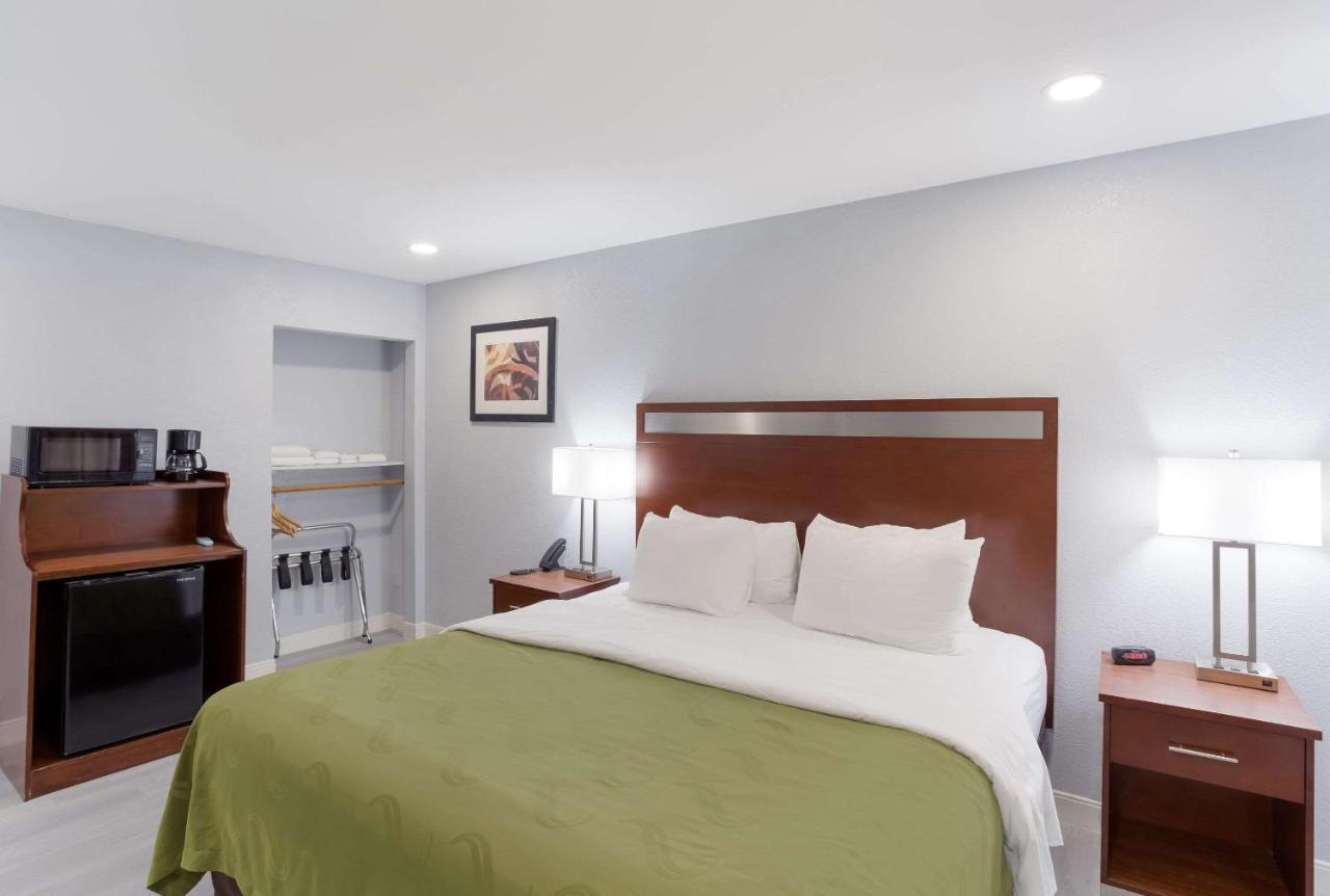 Quality Inn Redding Near I-5 Exteriör bild