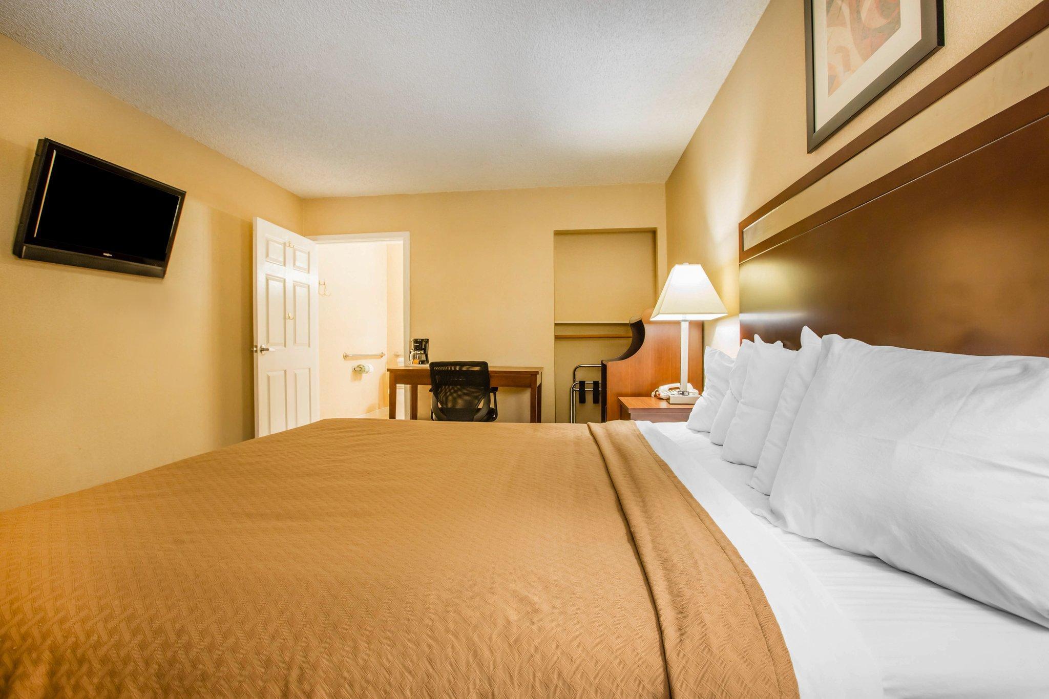 Quality Inn Redding Near I-5 Exteriör bild