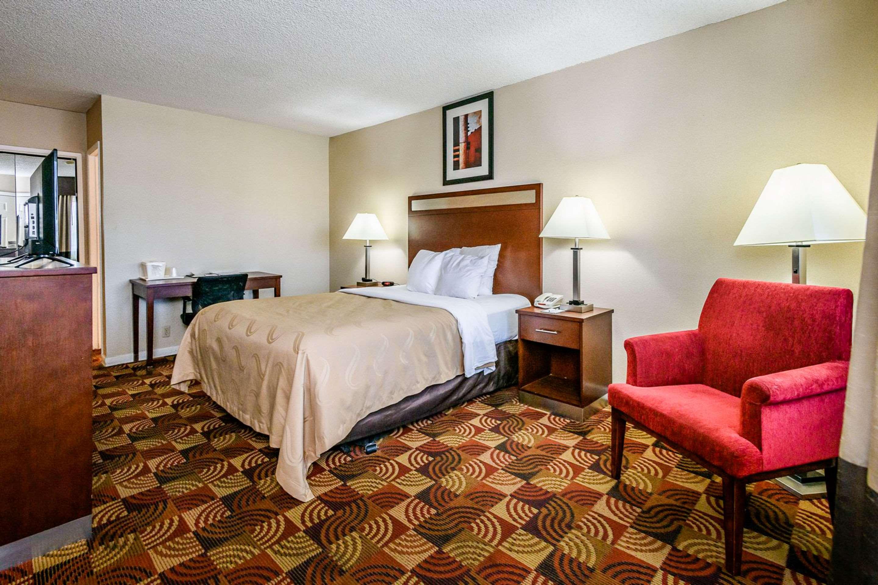 Quality Inn Redding Near I-5 Exteriör bild