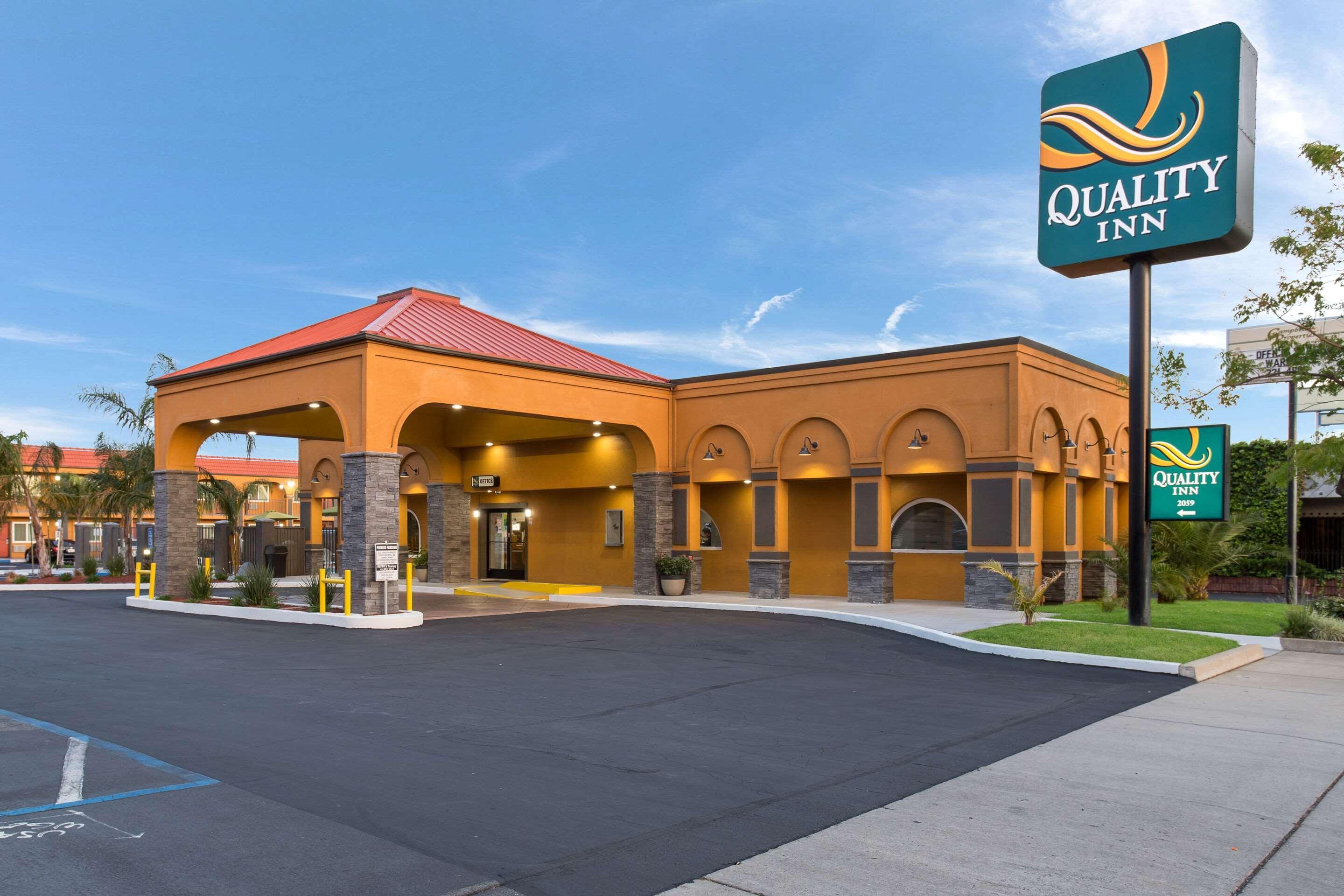 Quality Inn Redding Near I-5 Exteriör bild