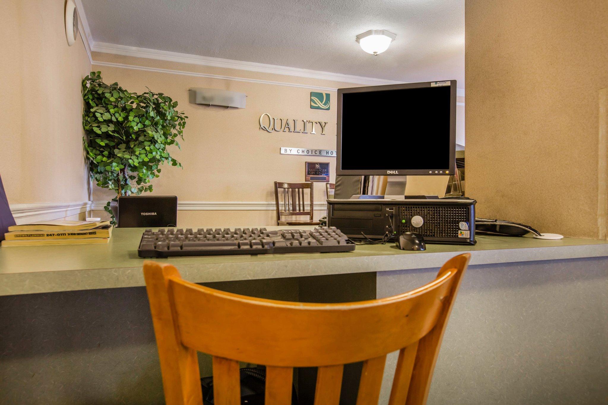 Quality Inn Redding Near I-5 Exteriör bild