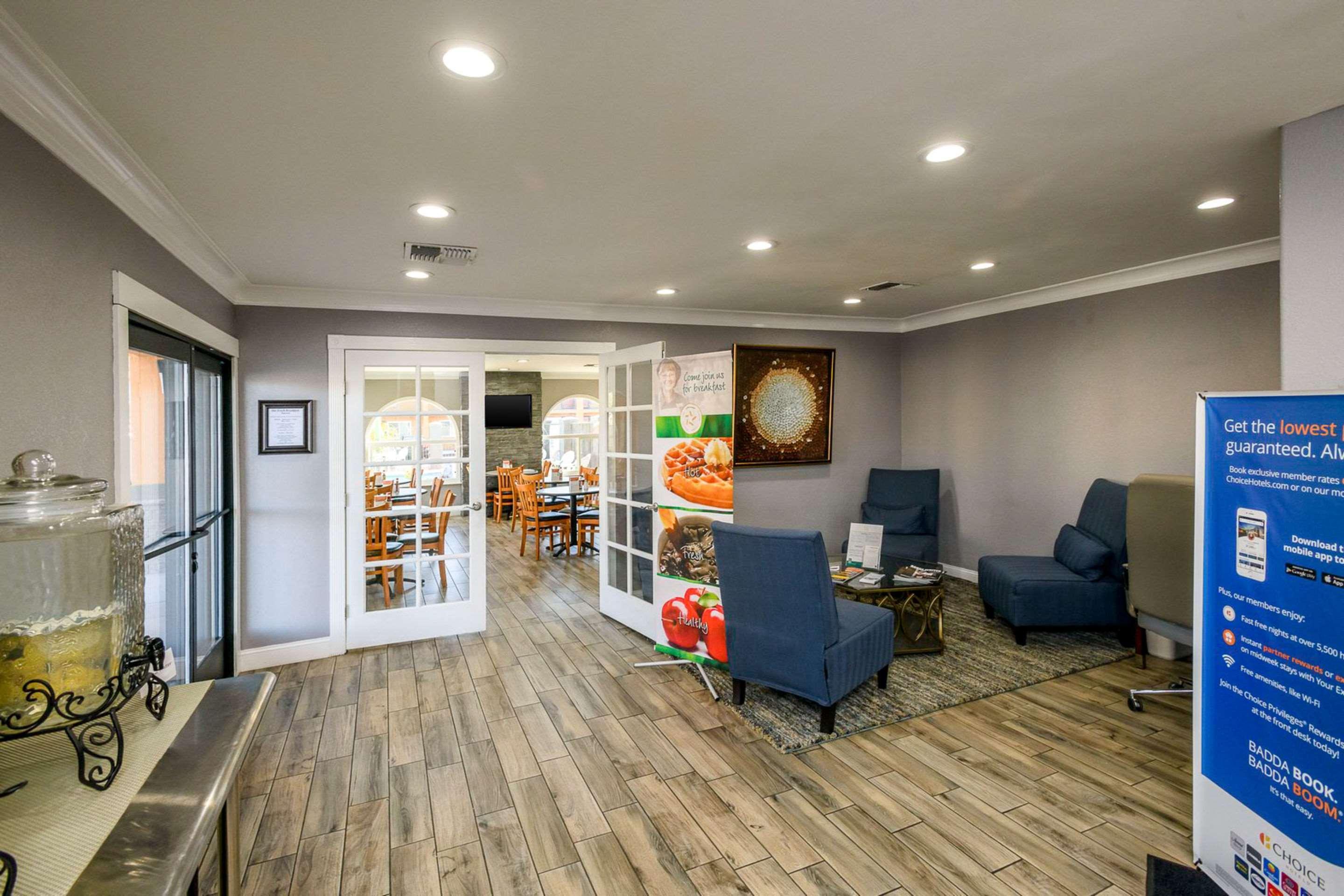 Quality Inn Redding Near I-5 Exteriör bild
