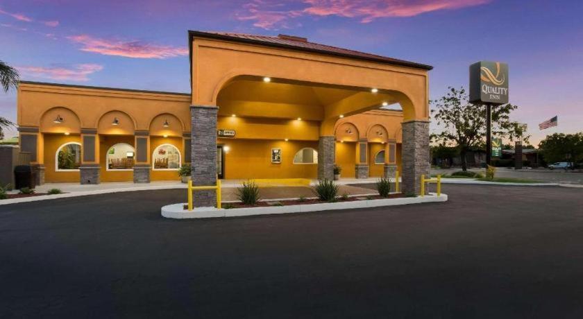 Quality Inn Redding Near I-5 Exteriör bild
