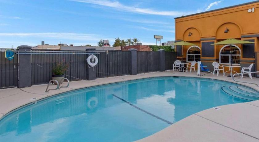 Quality Inn Redding Near I-5 Exteriör bild